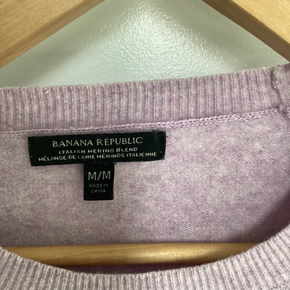 Banana Republic Crew-Neck Merino Wool Sweater, Size M - Picture 2 of 3